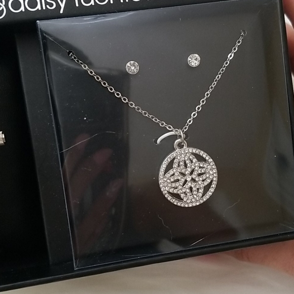 daisy fuentes watch set